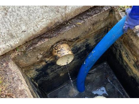 Serviço de Limpeza de Caixa de Gordura no Morro da Pólvora